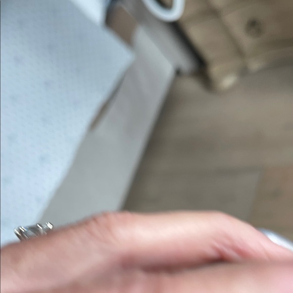 Quince Tan Leather Shoulder Bag - Picture 7 of 9